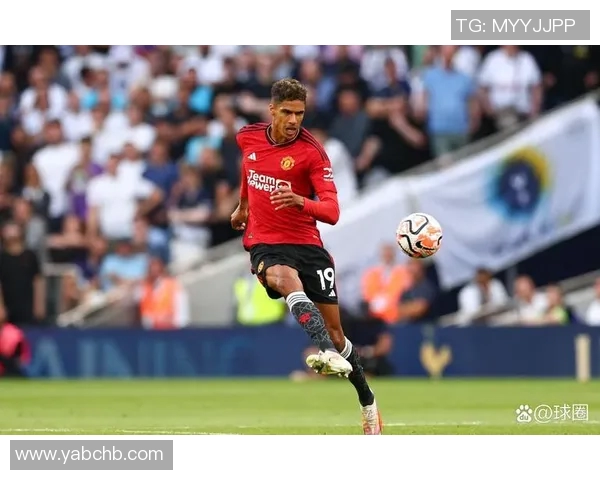 足球明星背后的号码故事揭示他们的传奇与荣耀之路